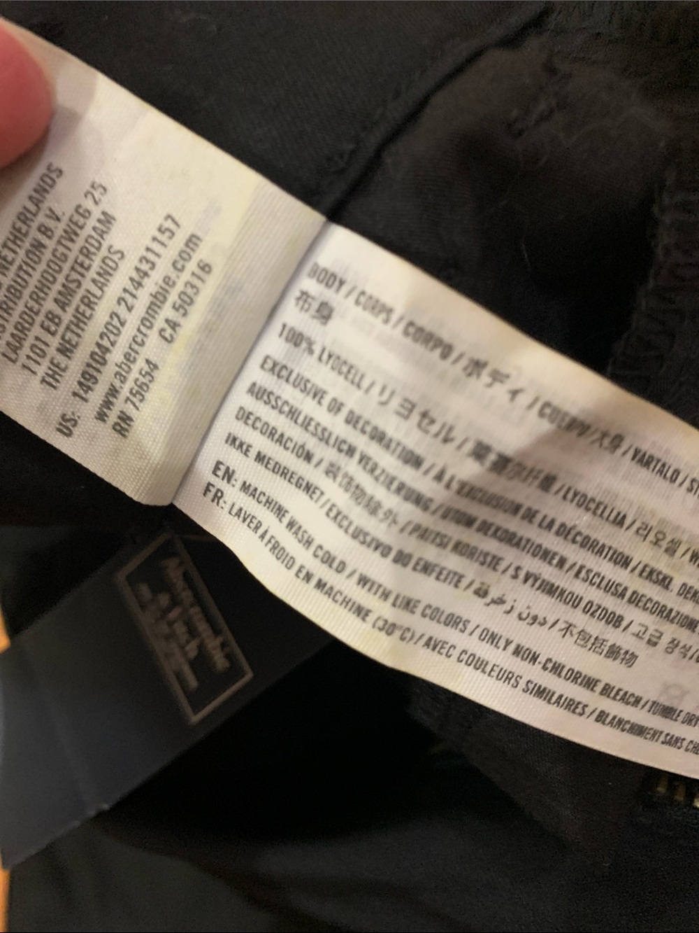 Abercrombie Black Woven Ultra High Rise Mini Short - Picture 5 of 9